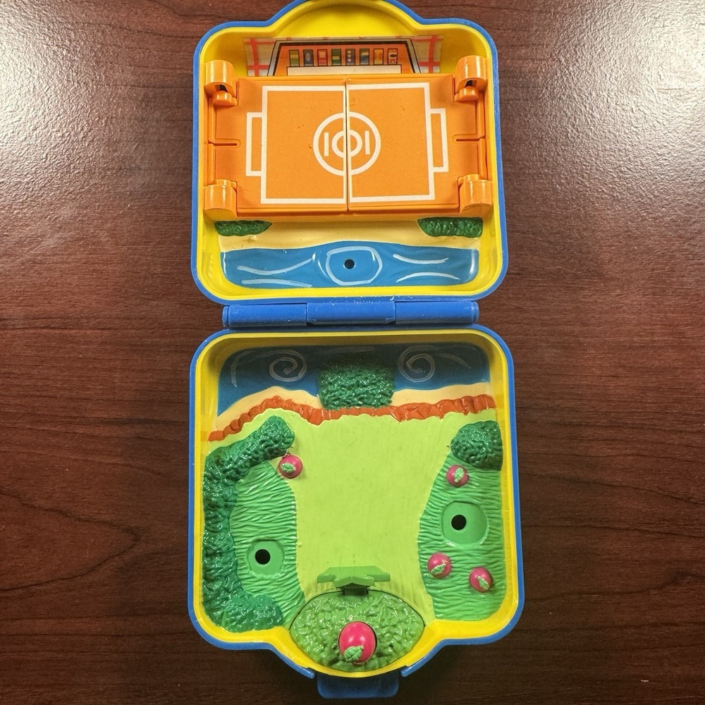 Vtg Pokemon Pinkan Island 1997 Nintendo Tomy Polly Pocket Playset READ